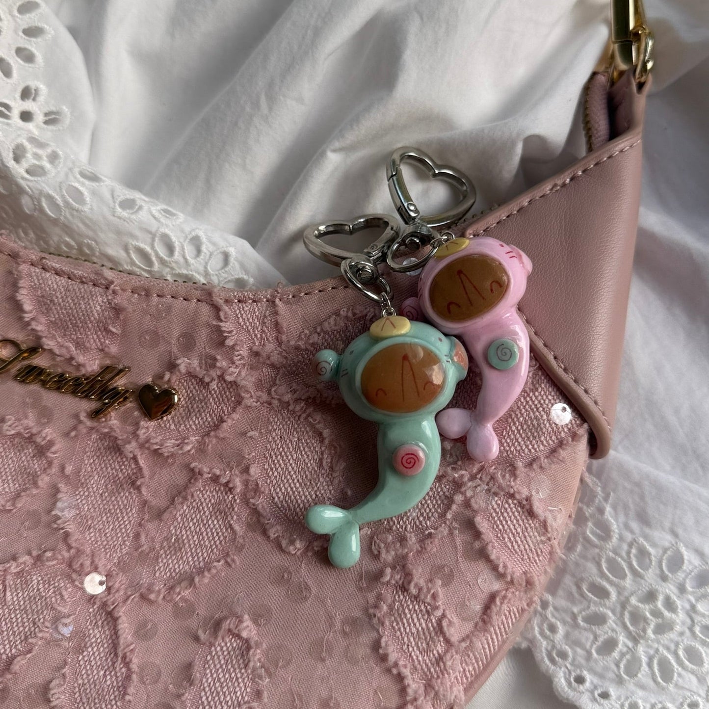 softling seal bag charms !