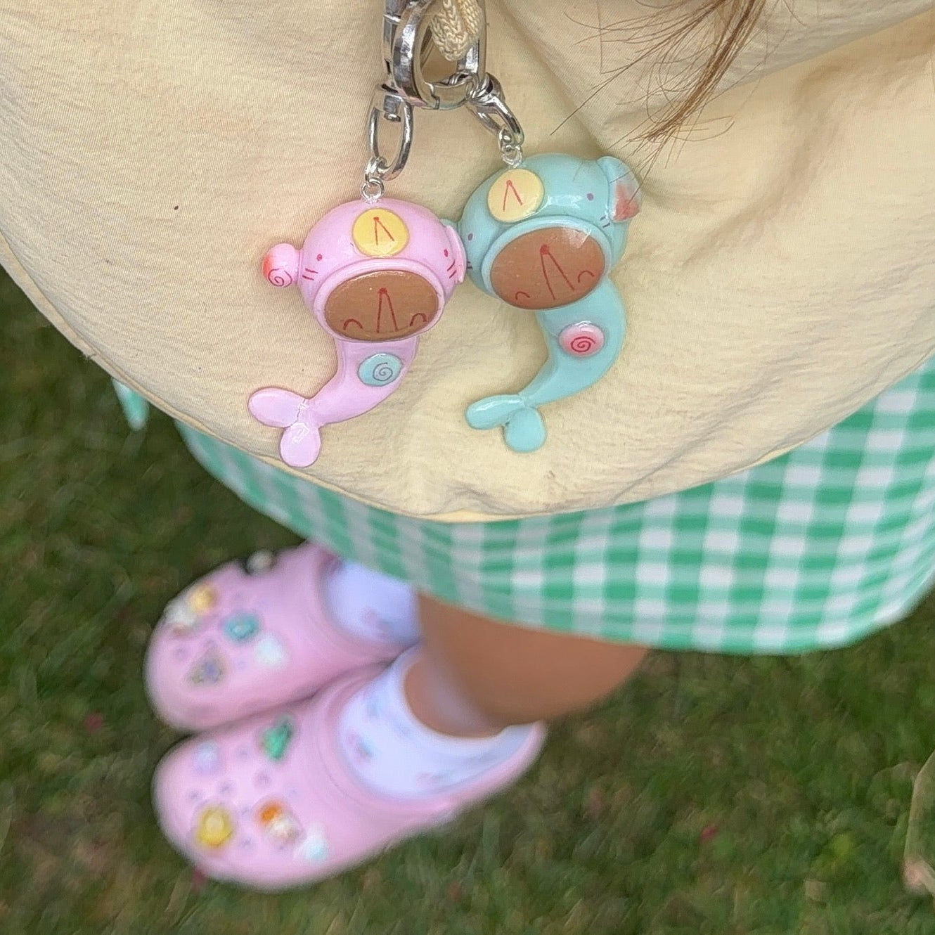 softling seal bag charms !